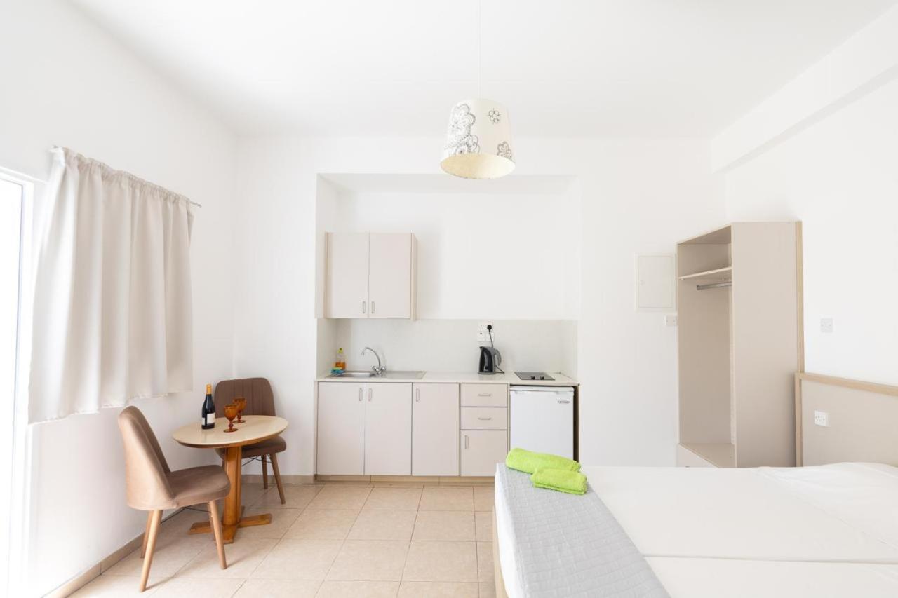 Christothea Apartments Айя-Напа Номер фото